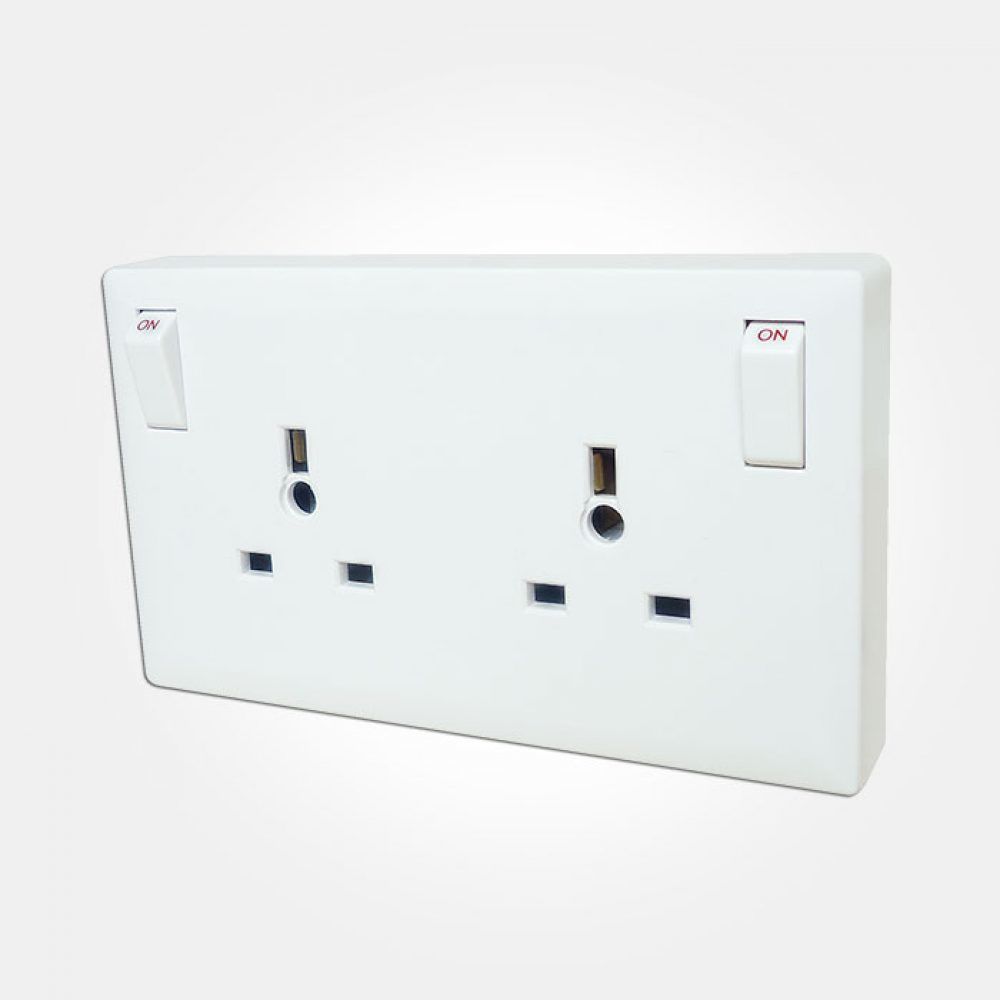 13A 1 Gang to 2 Gang Switched Converter Socket - White