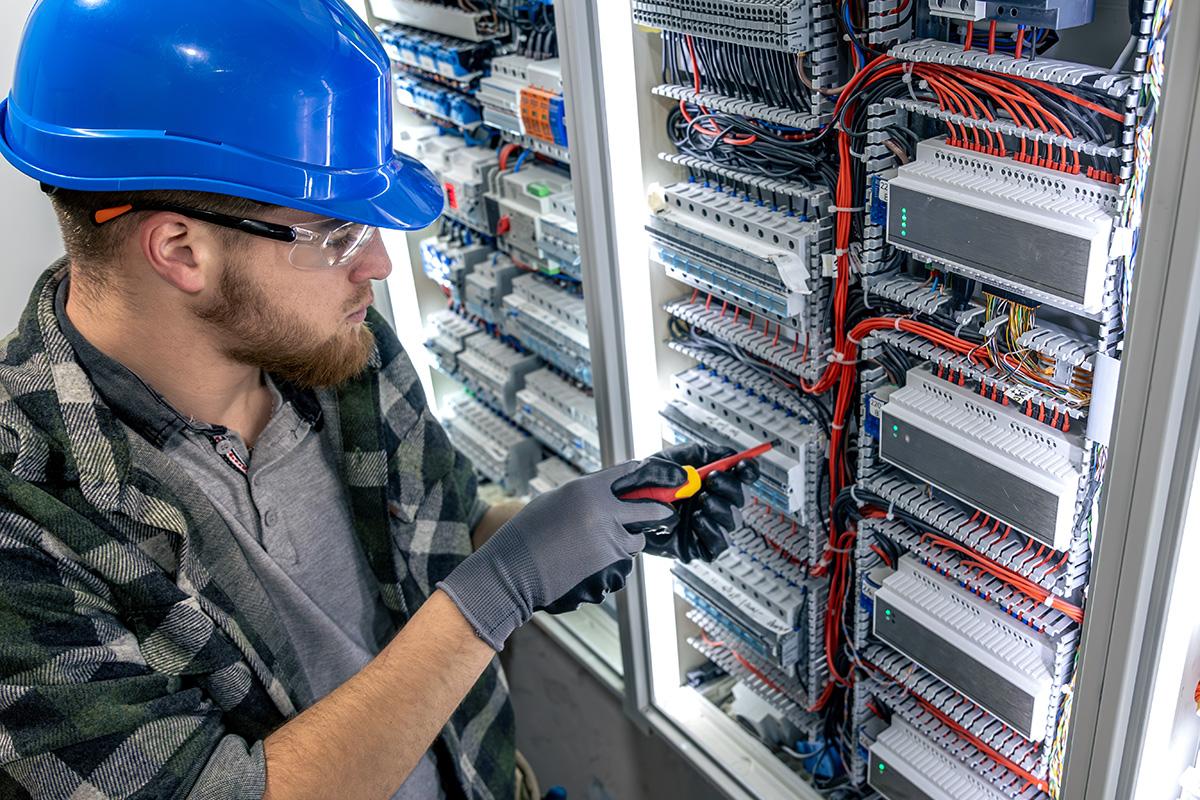Voltage Optimisation – Case Studies | YESSS Electrical