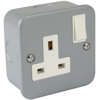 WMC113SS Wireplast Metal Clad 1 Gang 13A DP Switched Socket - White ...